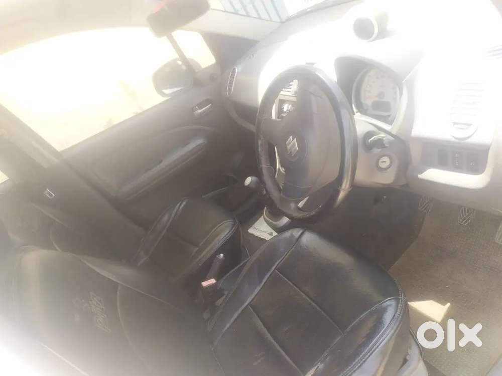 Engine Se Full Smooth  H Central Locking Sab H