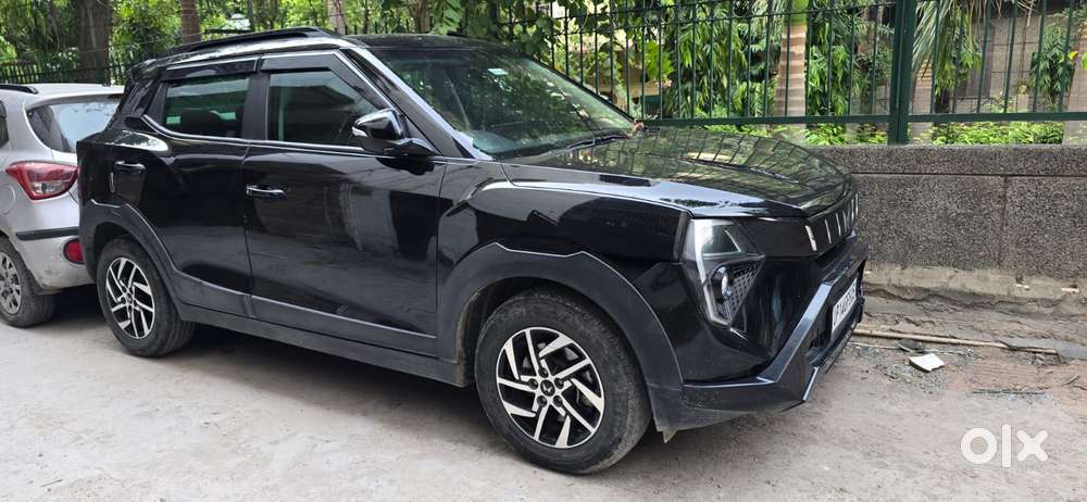 Mahindra Xuv 3xo Ax5 Pm Mt, 2024, Petrol