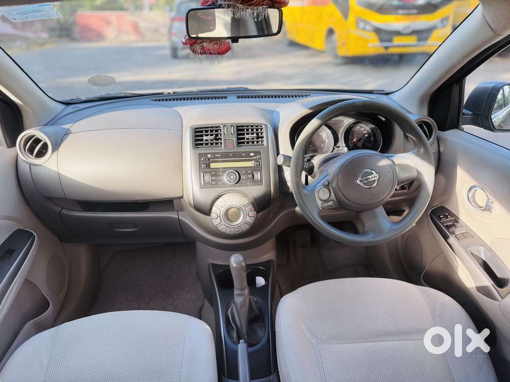 Nissan Sunny Xv Special Edition, 2011, Petrol