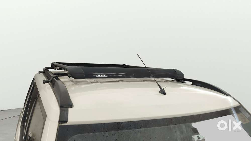 Mahindra Tuv 300 Mhawk100 T8, 2016, Diesel