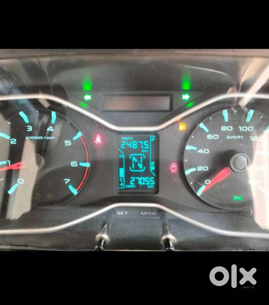 10 Days Old Car.scorpio Classic S11 2026 April Tax 2031.1st Owner. Km