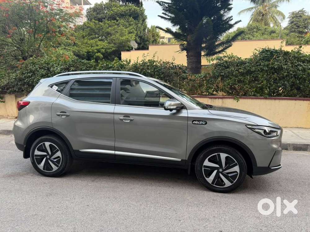 Mg Zs Ev Exclusive Pro Iconic Ivory, 2025, Electric