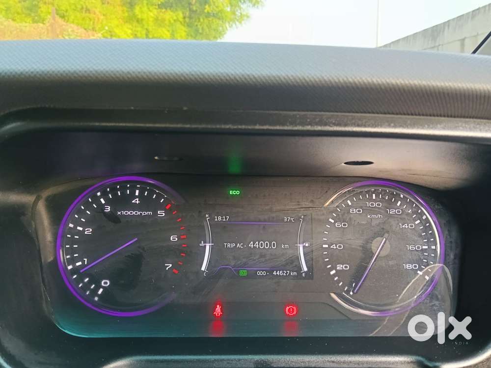 Mahindra Marazzo M8 8str, 2018, Diesel