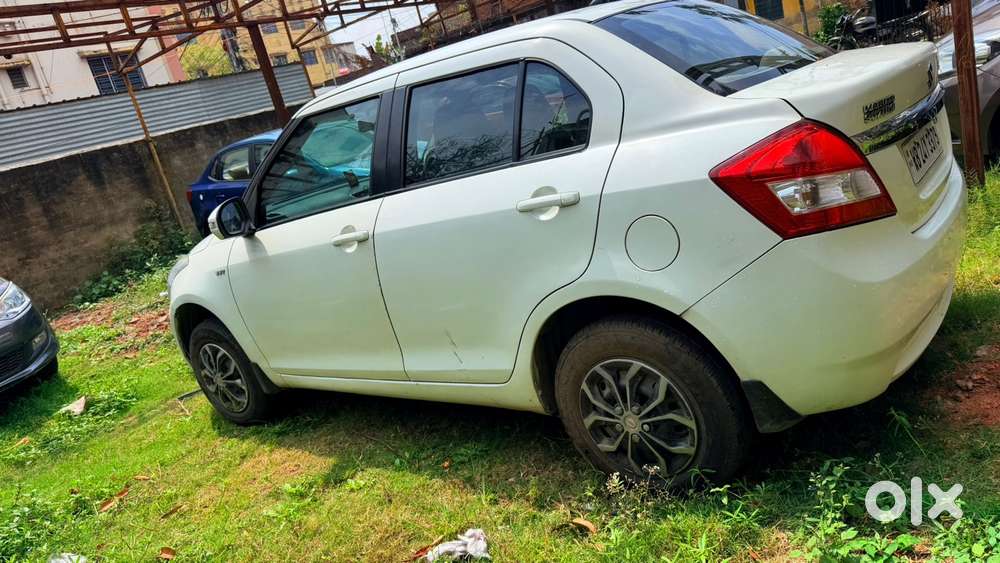 Maruti Suzuki Dzire Vxi Ags, 2014, Petrol