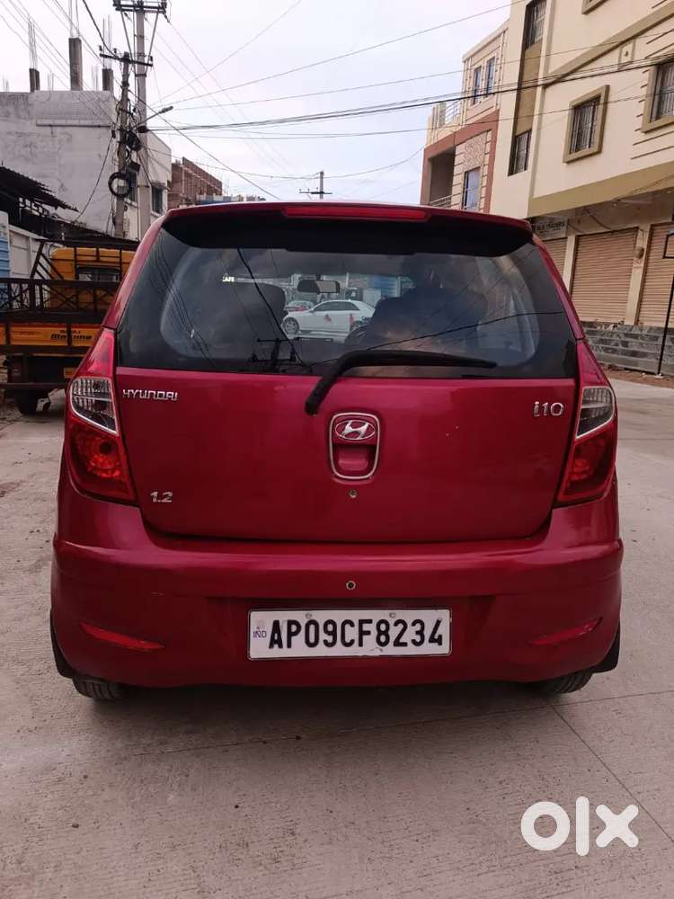 Hyundai I10 Sportz Varient