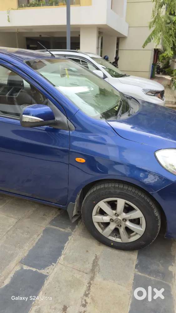Nissan Sunny Diesel 2012
