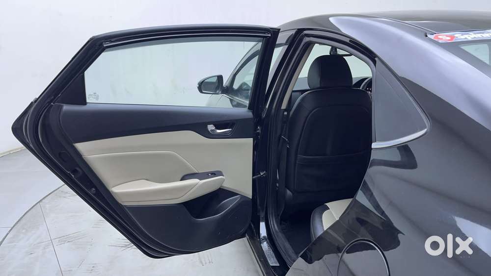 Hyundai Verna 1.5 Sx (o) Vtvt Ivt, 2022, Petrol