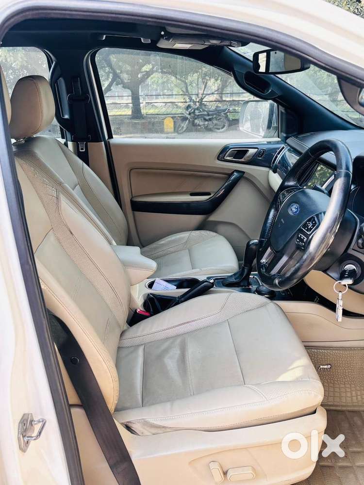 Ford Endeavour 3.2 Titanium At 4x4, 2017, Diesel