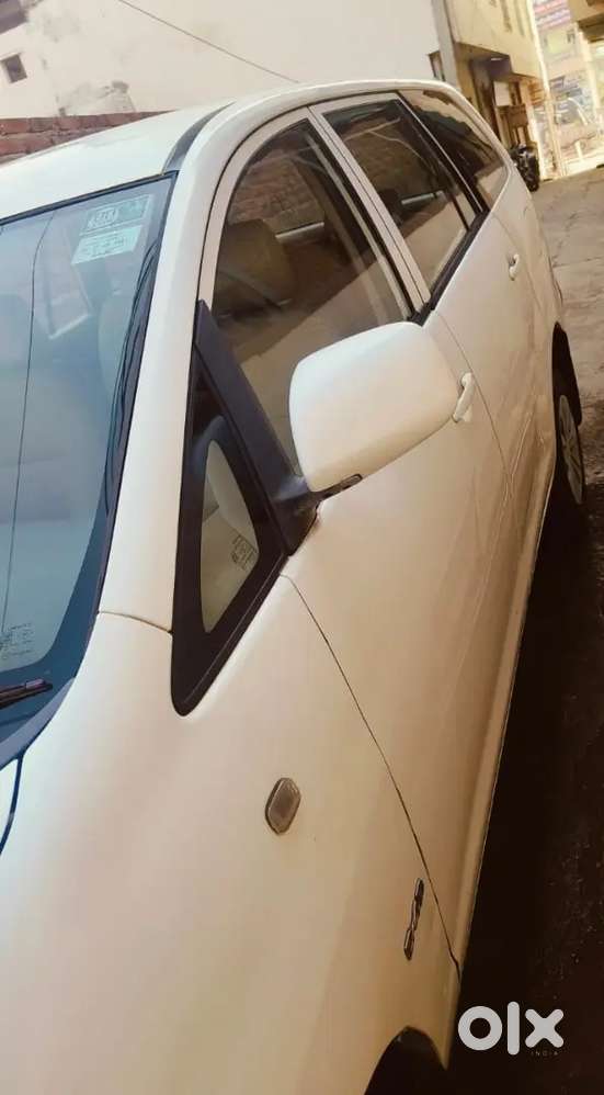Toyata Innova