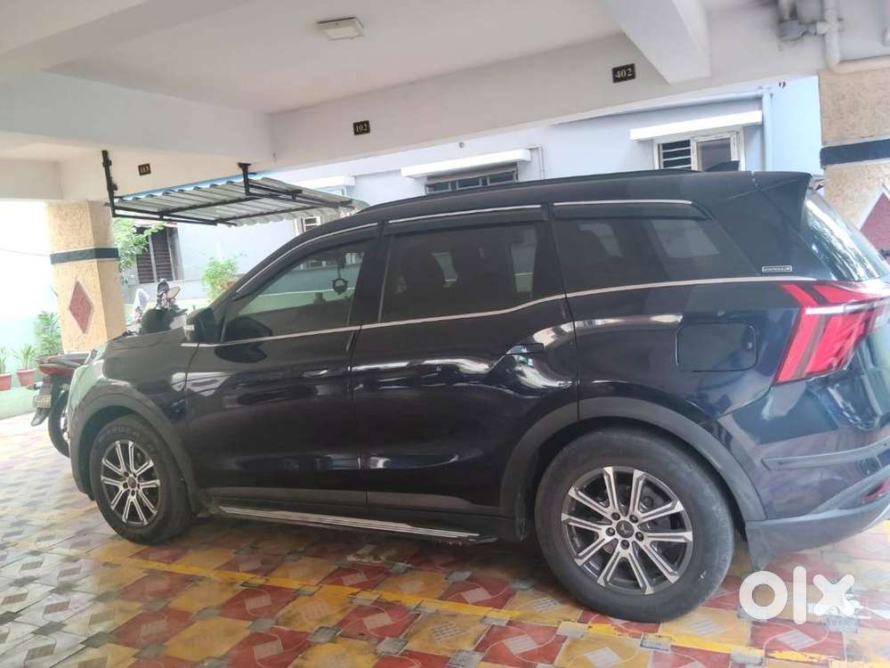 Mahindra Xuv700 Ax7 2023 Diesel-owner Driven