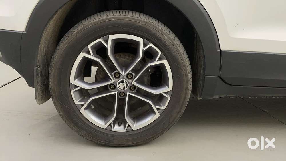 Skoda Kushaq 1.0 Tsi Style, 2022, Petrol