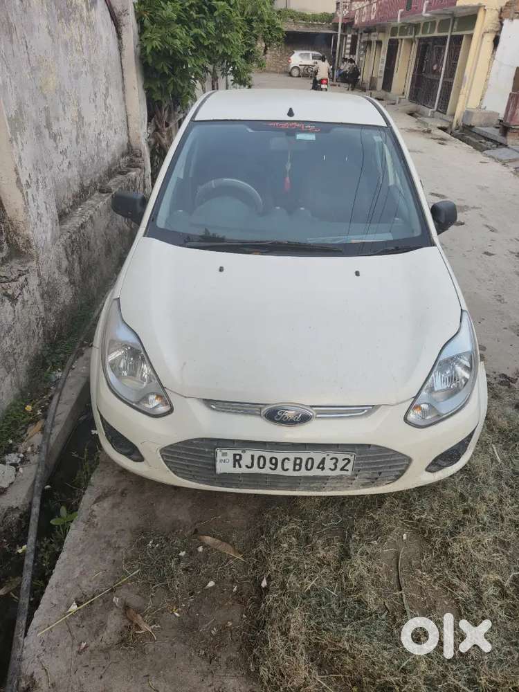 Ford Figo Diesel Zxi 2014 Car