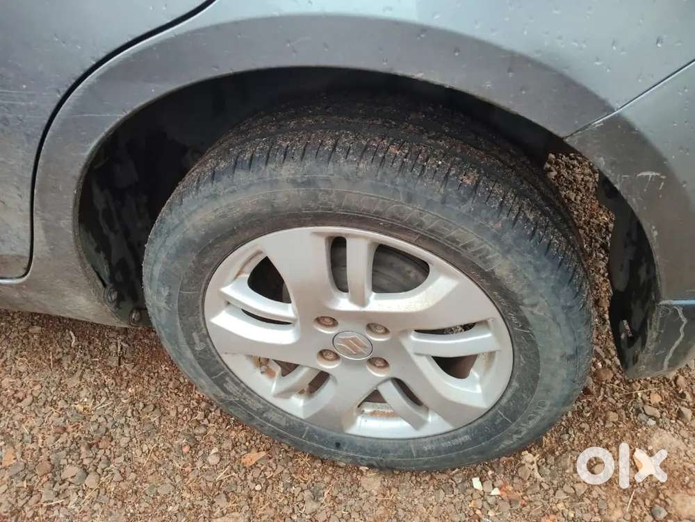 Maruti Suzuki Swift Dzire 2013 Cng & Hybrids 135000 Km Driven