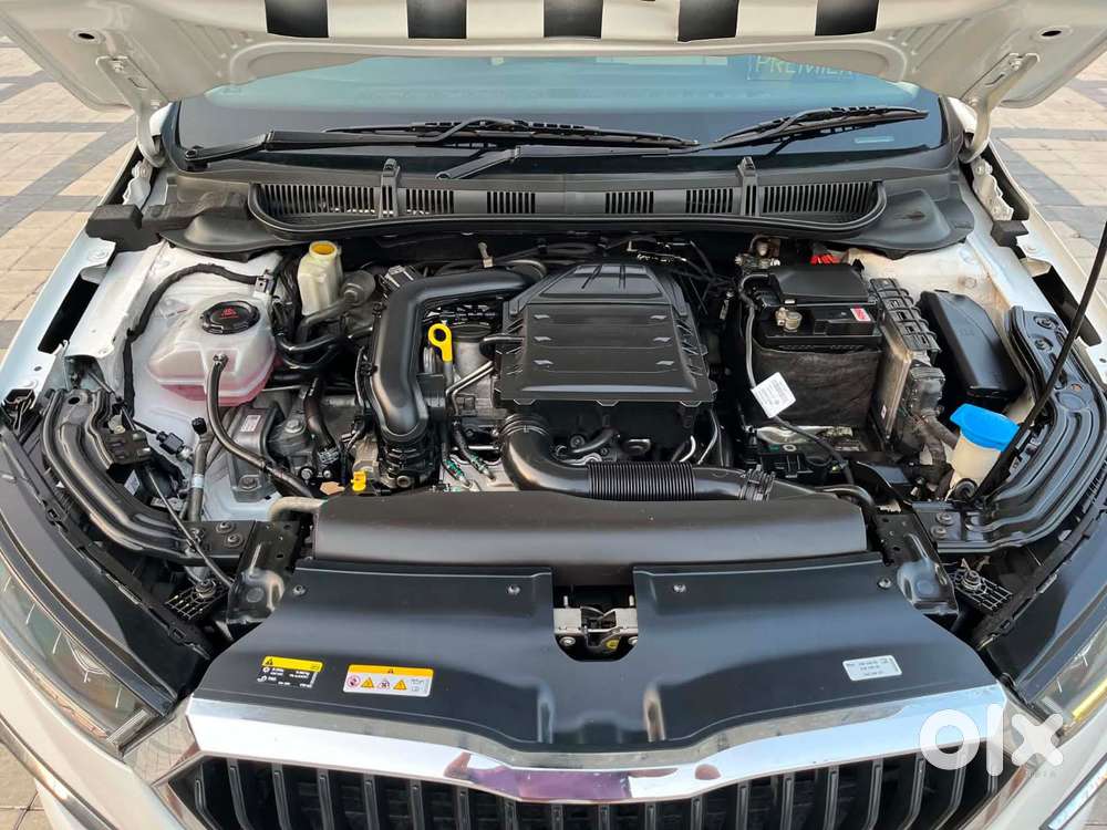 Skoda Slavia, 2022, Petrol