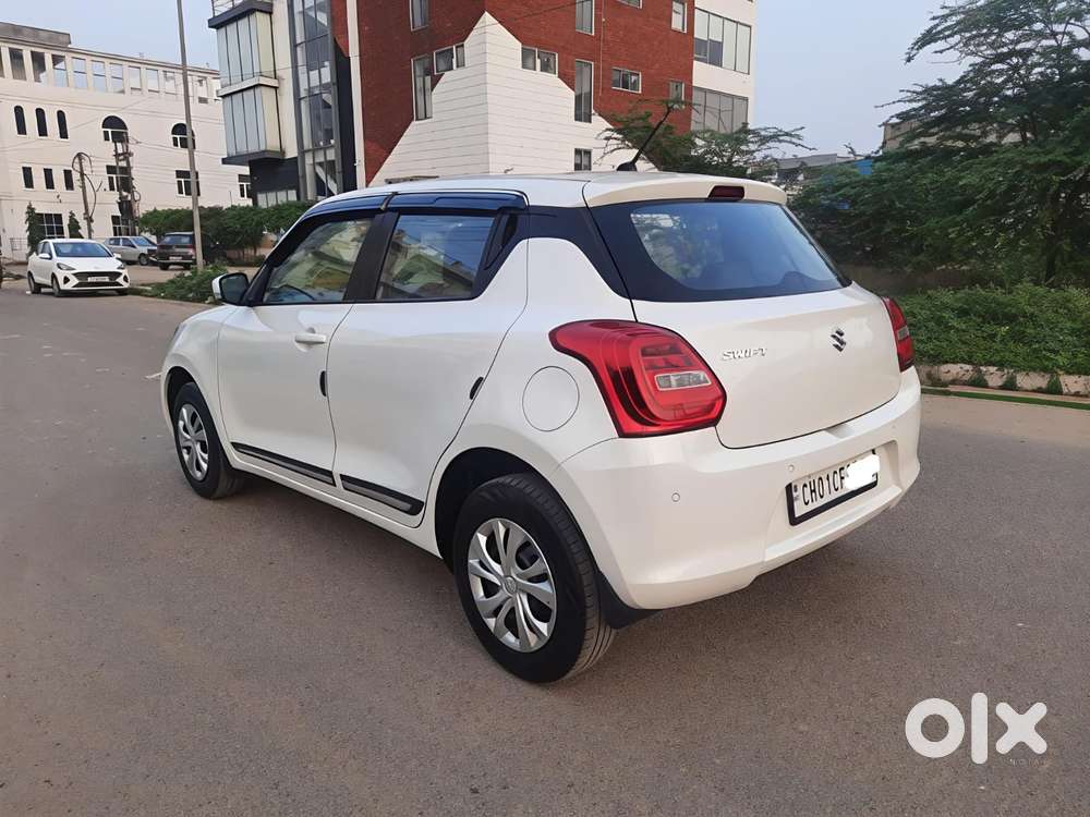 Maruti Suzuki Swift Vvt Vxi, 2021, Petrol