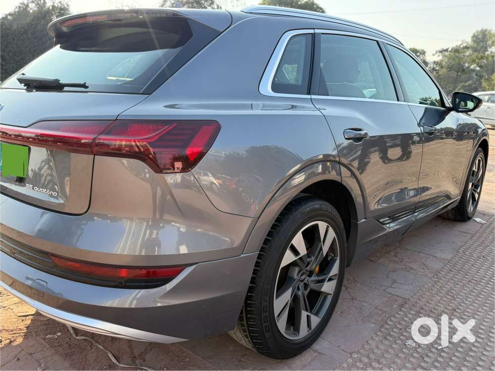 Audi E-tron 55, 2021, Electric