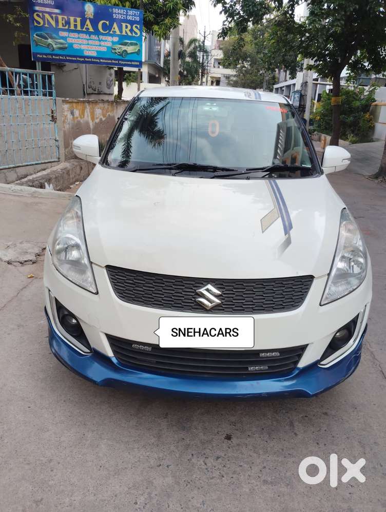 Maruti Suzuki Swift Vxi Optional, 2015, Petrol