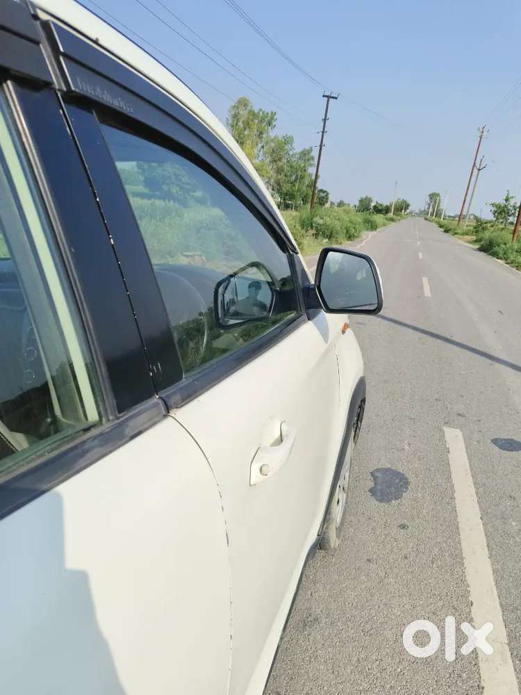 Mahindra Kuv Disel Fst Owner 2020 Modal All Papers New Condition.