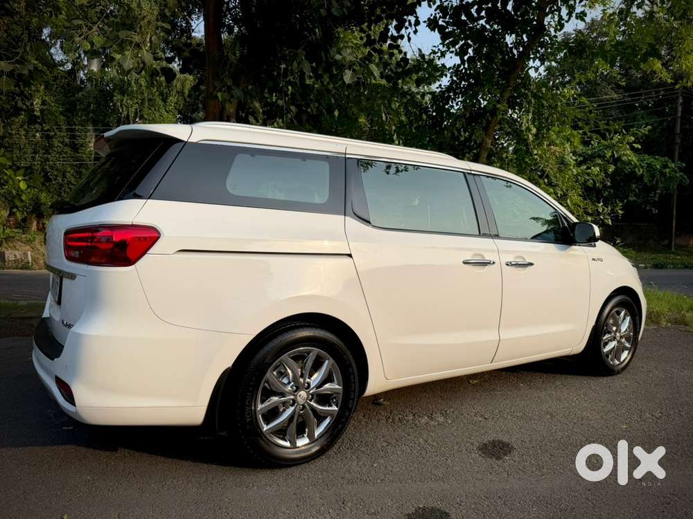 2021 Kia Carnival Limousine Chandigarh Number