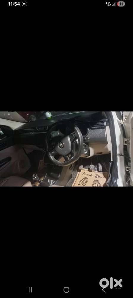 Renault Triber Rxt, 2022, Petrol