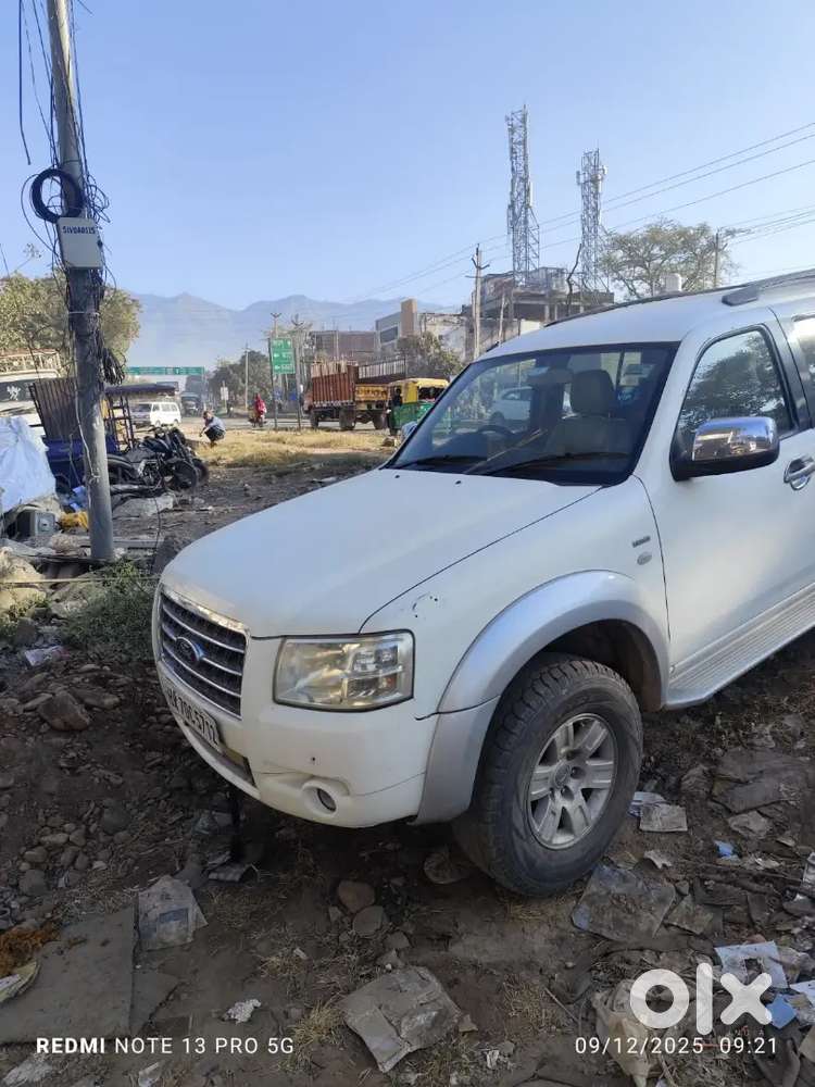 Ford Endeavour 2009