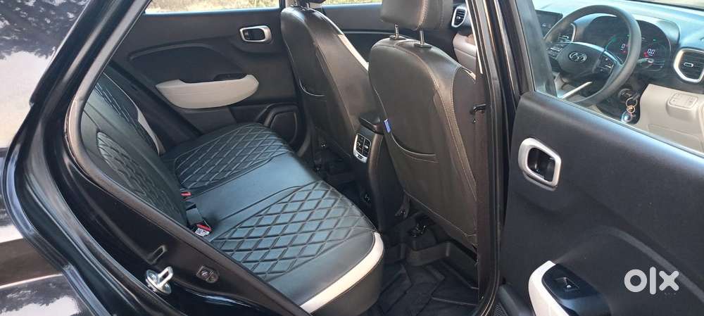 Hyundai Venue 1.2 S (o), 2024, Petrol