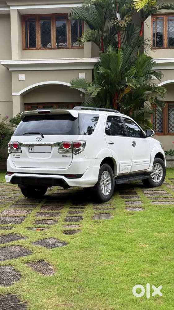 Toyota Fortuner 3.0 4x2 Automatic, 2014, Diesel