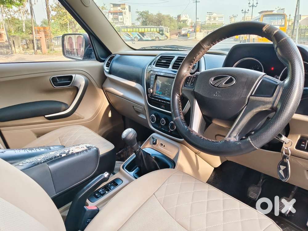 Mahindra Tuv 300 T10 Dual Tone, 2019, Diesel