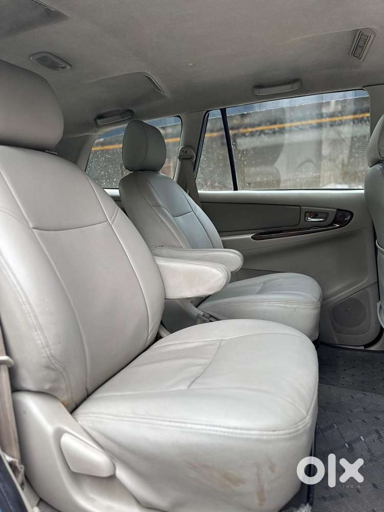 Toyota Innova 2012 Diesel