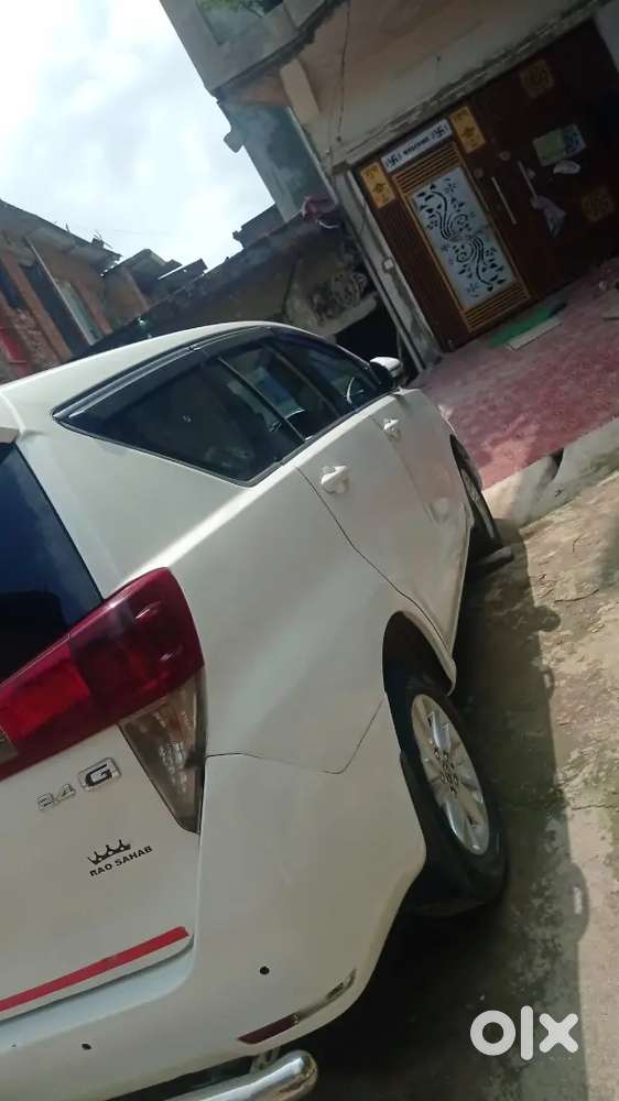 Toyota Innova Crysta 2017