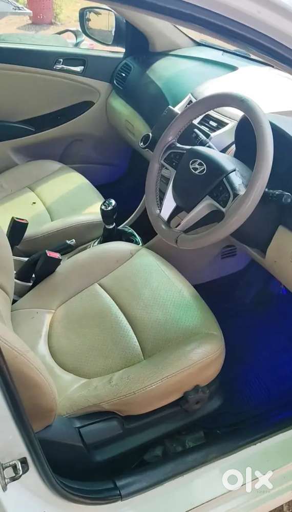 Mh-12 Verna 1.6 Fluidic Diesel 2011