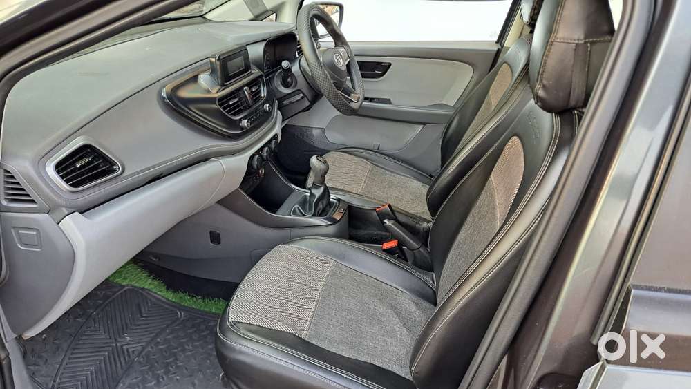 Tata Altroz Xe Petrol, 2020, Petrol