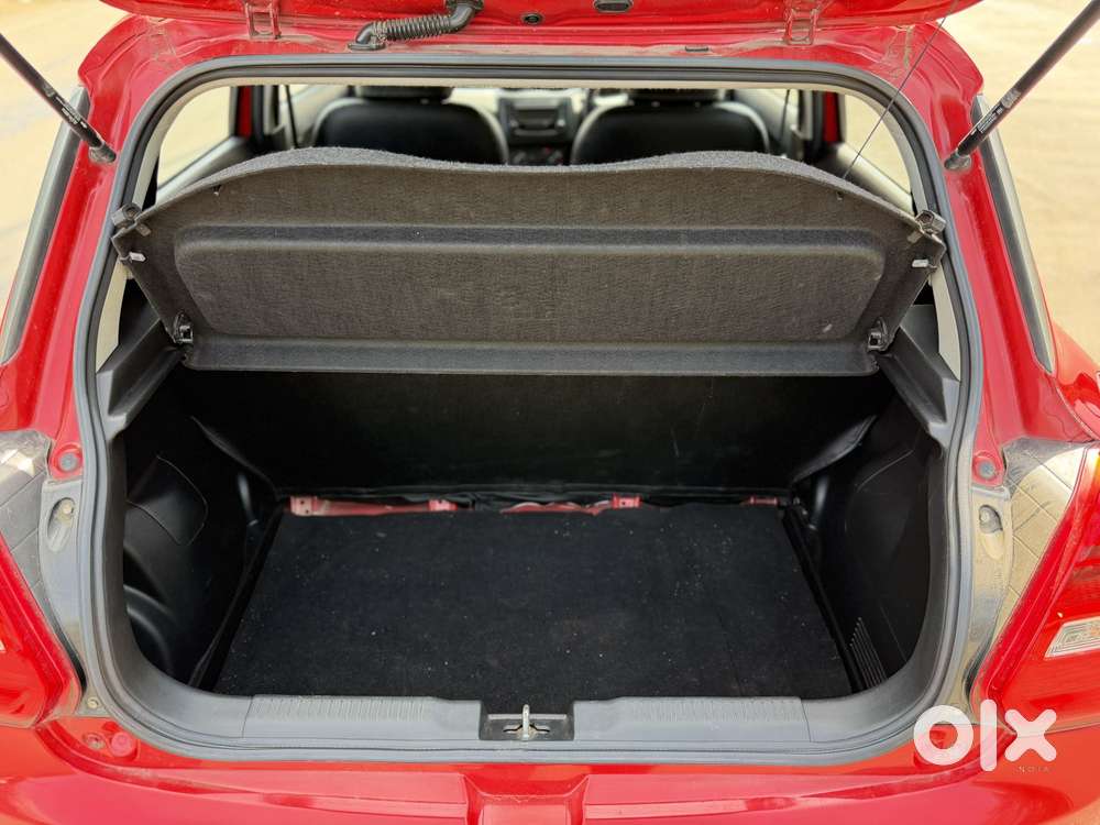 Maruti Suzuki Swift Amt Vxi, 2018, Petrol