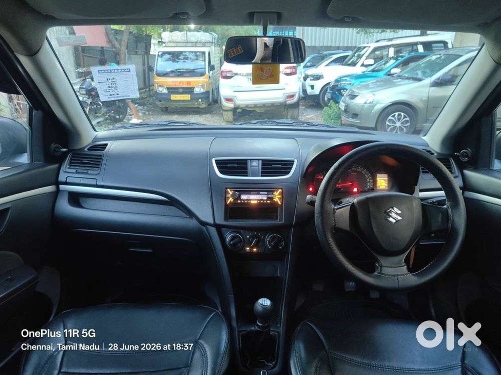 Maruti Suzuki Swift Lxi Optional-o, 2015, Petrol