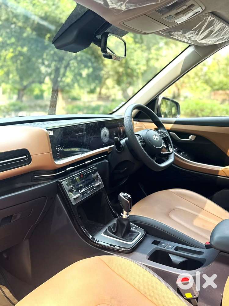 Hyundai Alcazar Platinum, 2024, Petrol