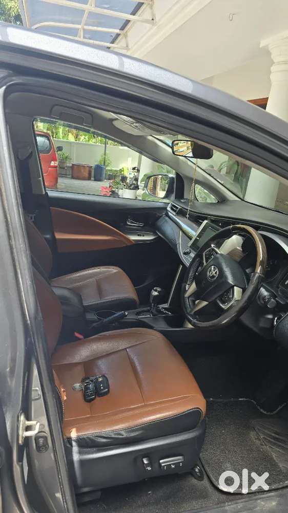 Toyota Innova Crysta 2019