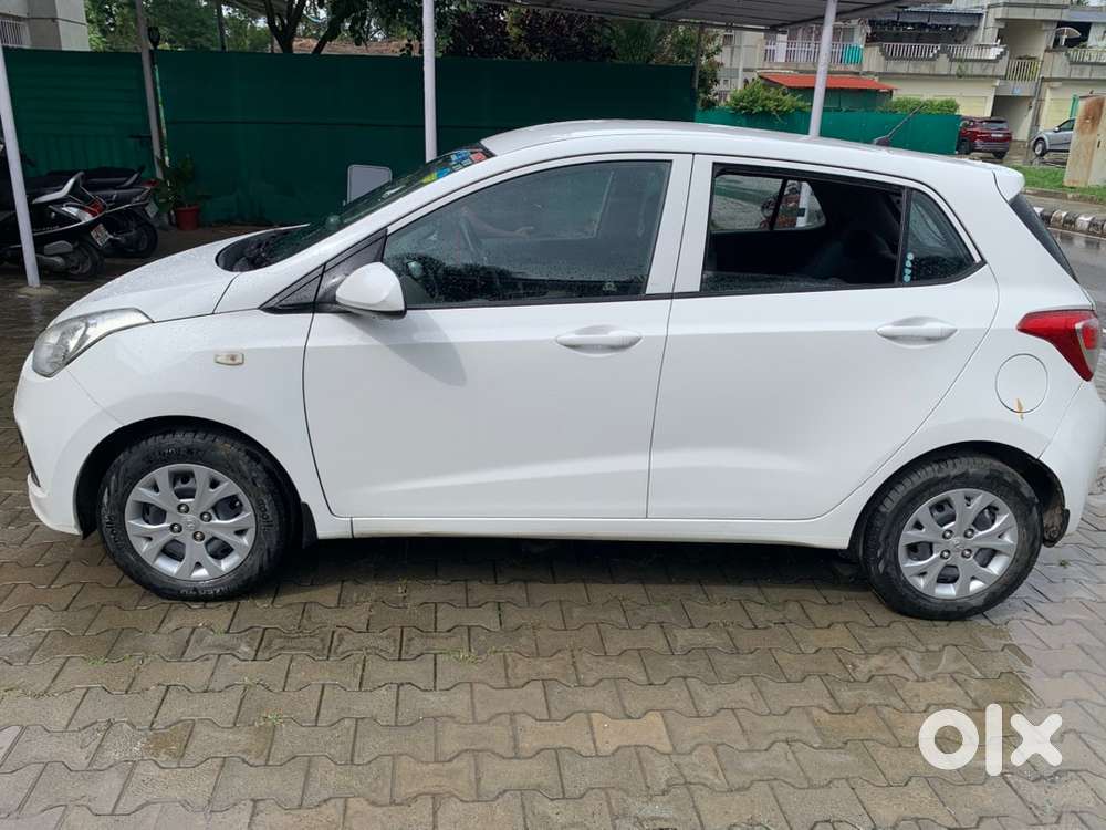 Hyundai Grand I10 Petrol Manual 2014