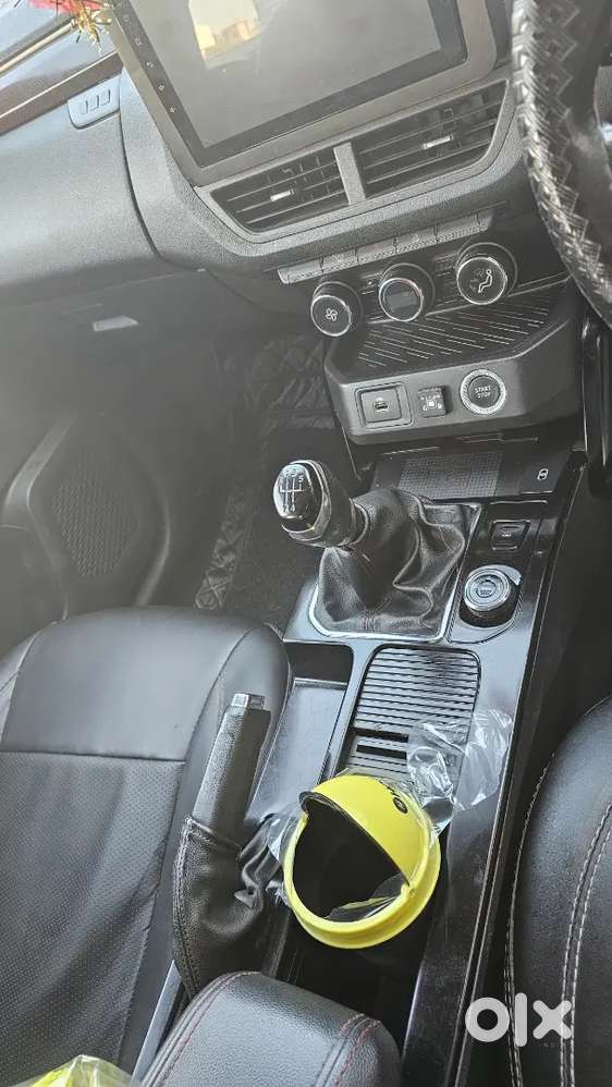Renault Kiger 2023 Petrol 25000 Km Driven