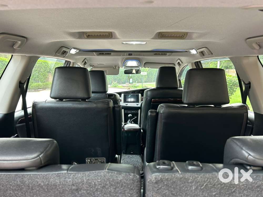 Toyota Innova Crysta Zx Diesel 2016