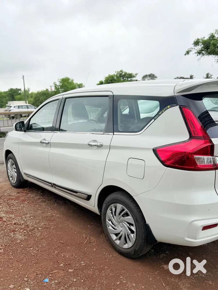 Maruti Suzuki Ertiga Vxi Cng, 2022, Cng & Hybrids