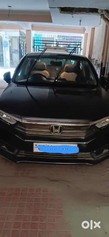 Honda Amaze 2023 Petrol Well Maintained