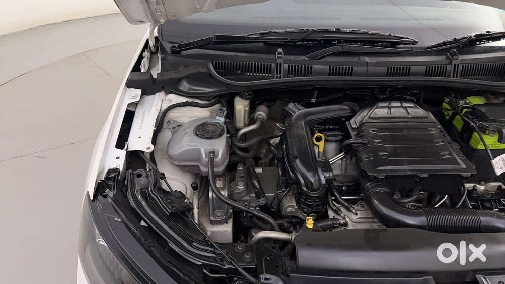 Skoda Slavia Ambition 1.0l Tsi Mt, 2022, Petrol