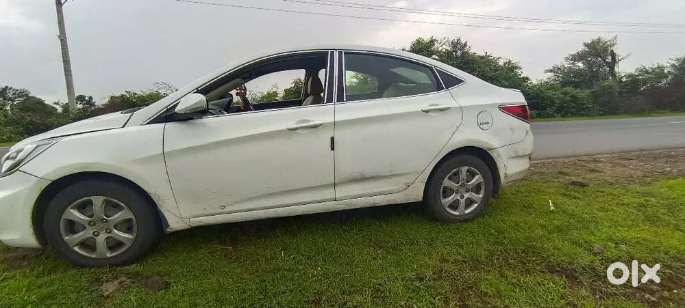 Hyundai Verna 1.6 Sx 2012