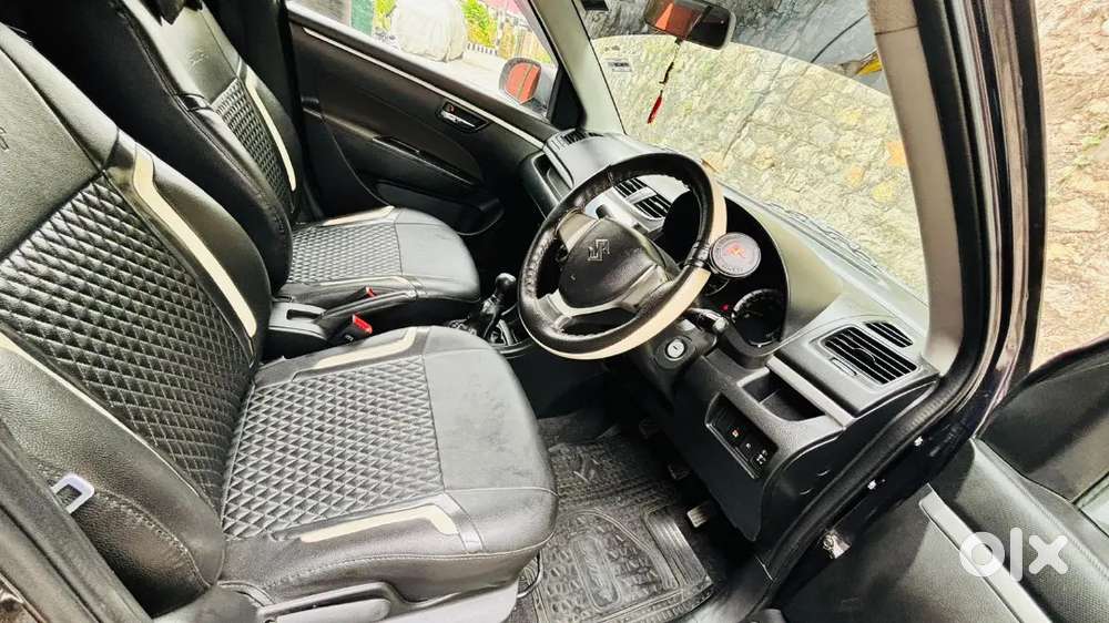 Maruti Suzuki Swift Vxi 2018