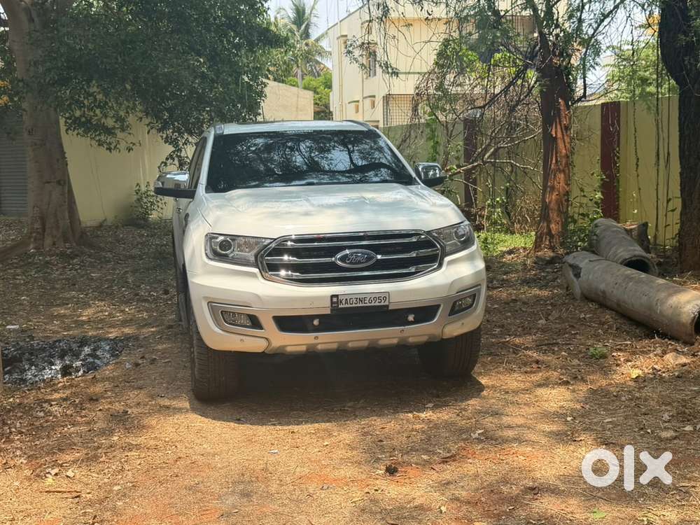Ford Endeavour Diesel 2019 , Showroom Maintained , Brand New Tyres