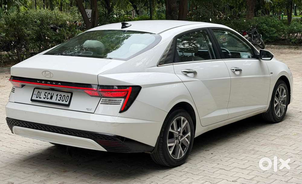 Hyundai Verna 1.5 Sx Ivt, 2025, Petrol