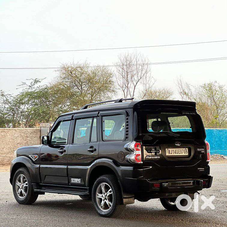 Mahindra Scorpio S10, 2016, Diesel
