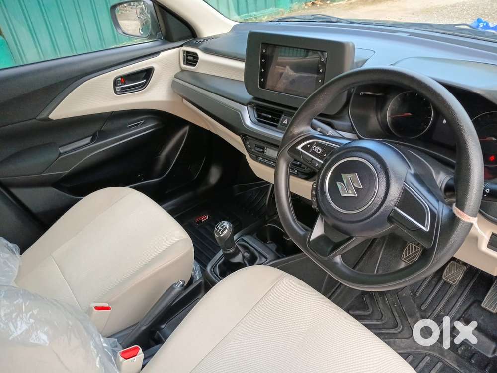 Maruti Suzuki Dzire 1.2 Vxi, 2025, Petrol