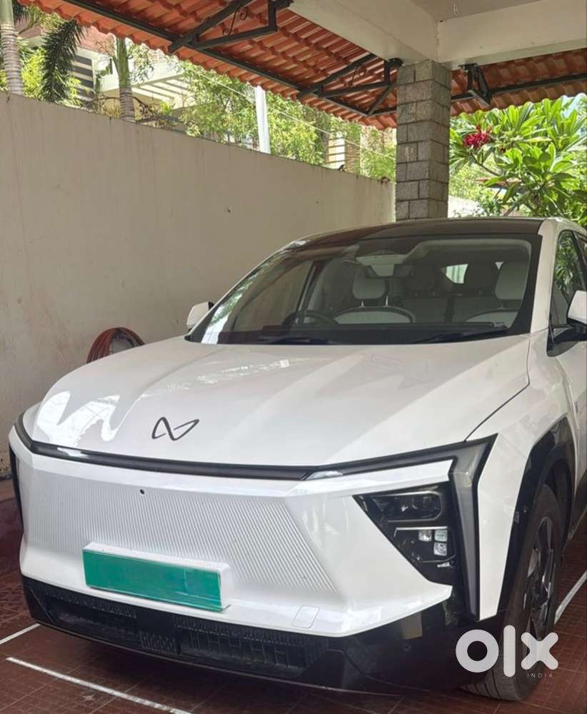 Mahindra Xev 2028 Pack Three
