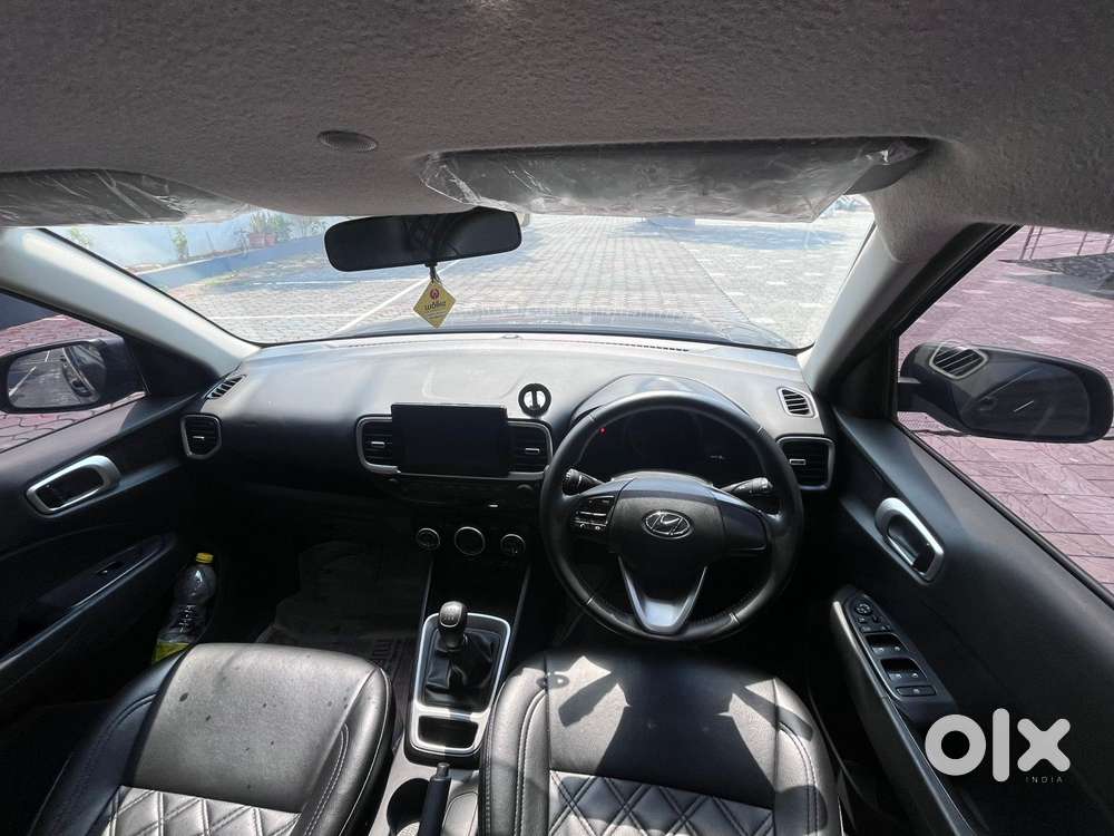 Hyundai Venue, 2021, Petrol